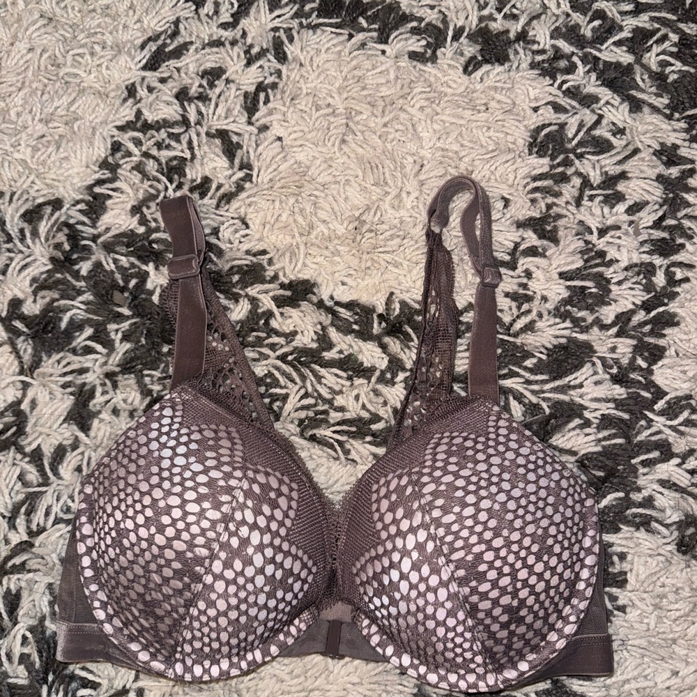 Victorias Secret Lace Push Up Bra